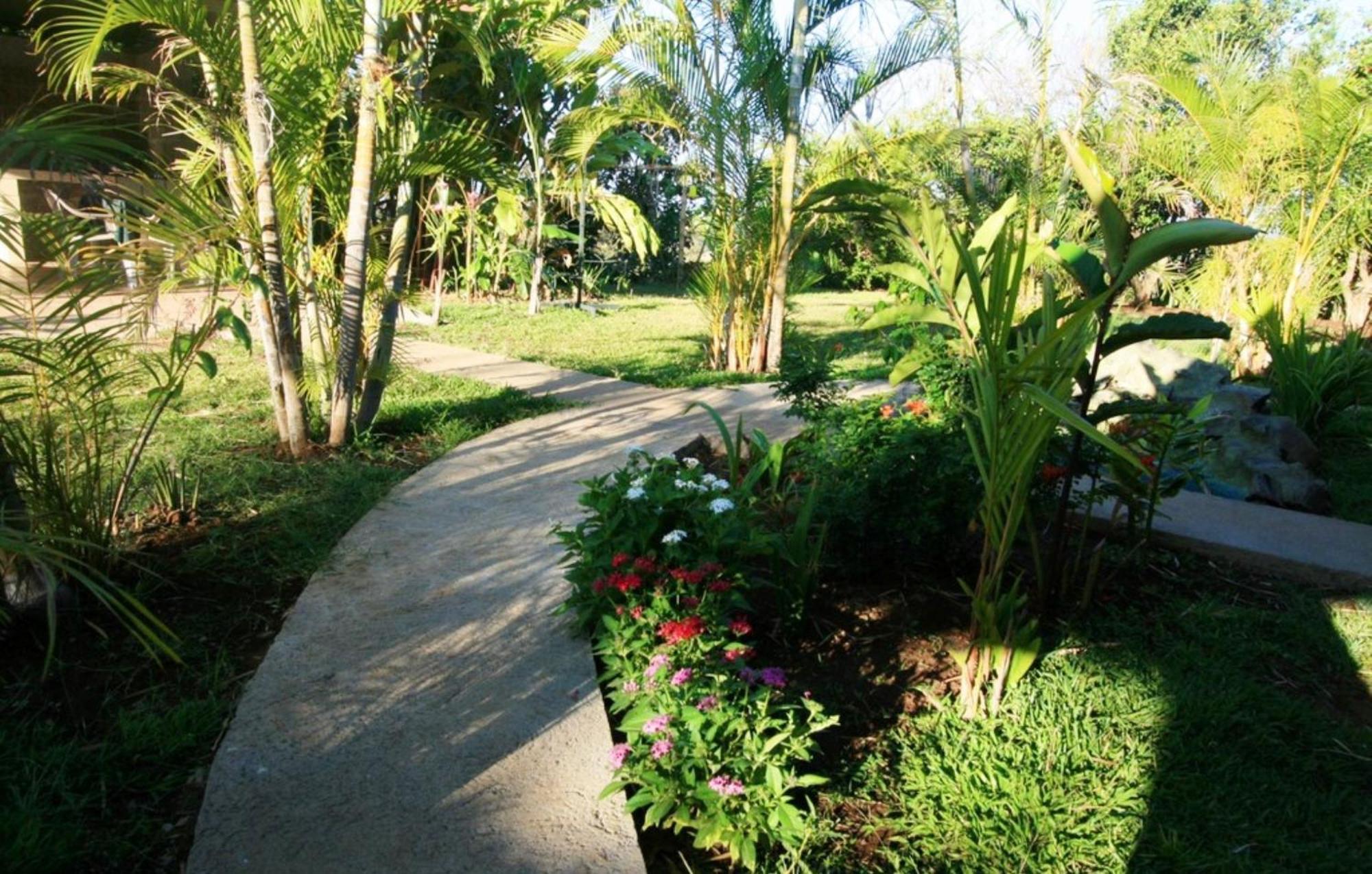 B&B Garden Гресия Екстериор снимка